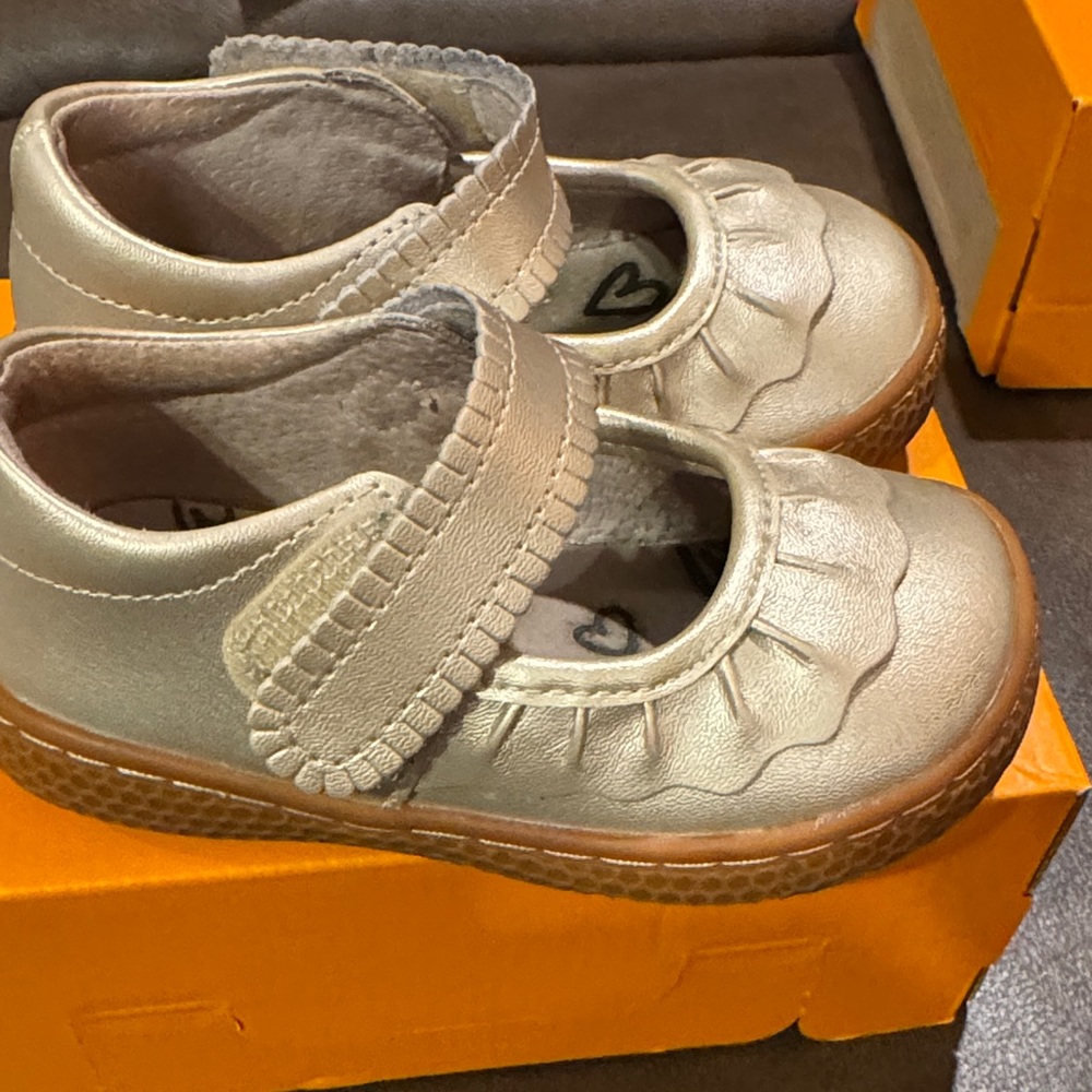 Livie & Luca Kids Dress Shoes - Picture 4 of 6